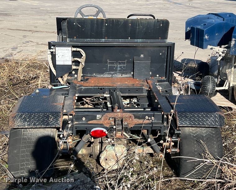 image for item DS2762 Textron  utility vehicle