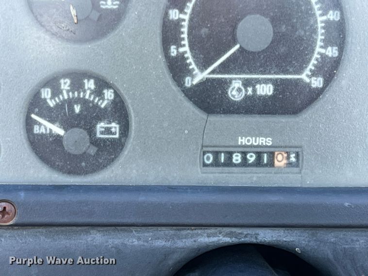 image for item DS2762 Textron  utility vehicle