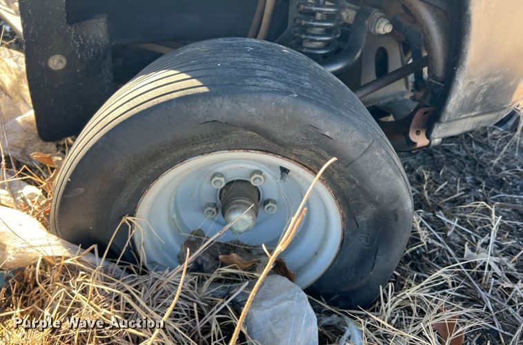 image for item DS2762 Textron  utility vehicle