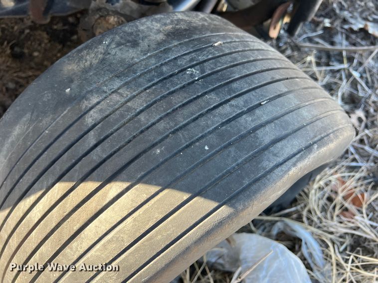 image for item DS2762 Textron  utility vehicle