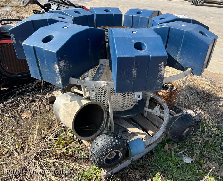 image for item DS2763 (2) Agua Master aerator fountains