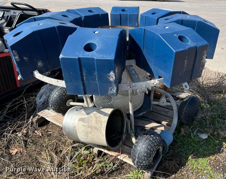 image for item DS2763 (2) Agua Master aerator fountains