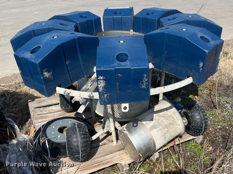 image for item DS2763 (2) Agua Master aerator fountains