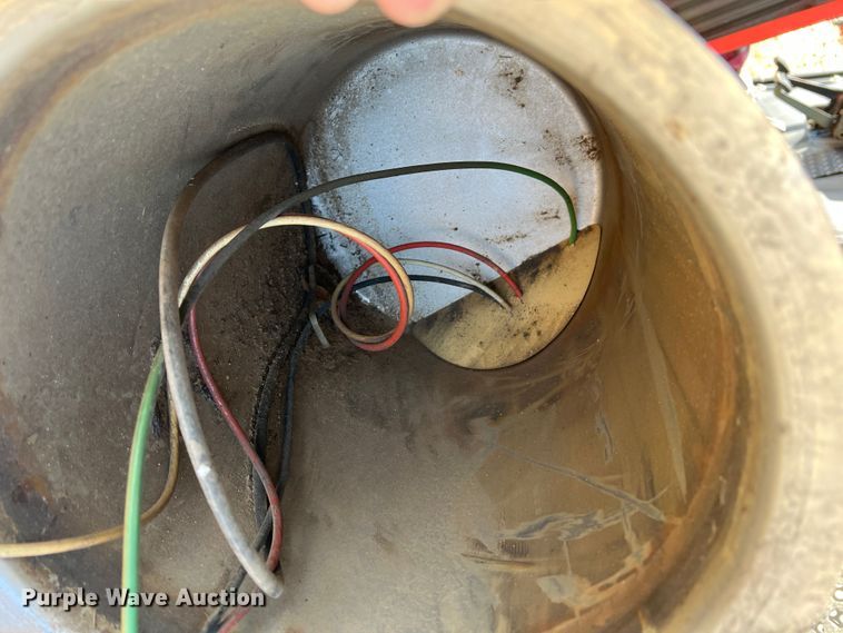 image for item DS2763 (2) Agua Master aerator fountains