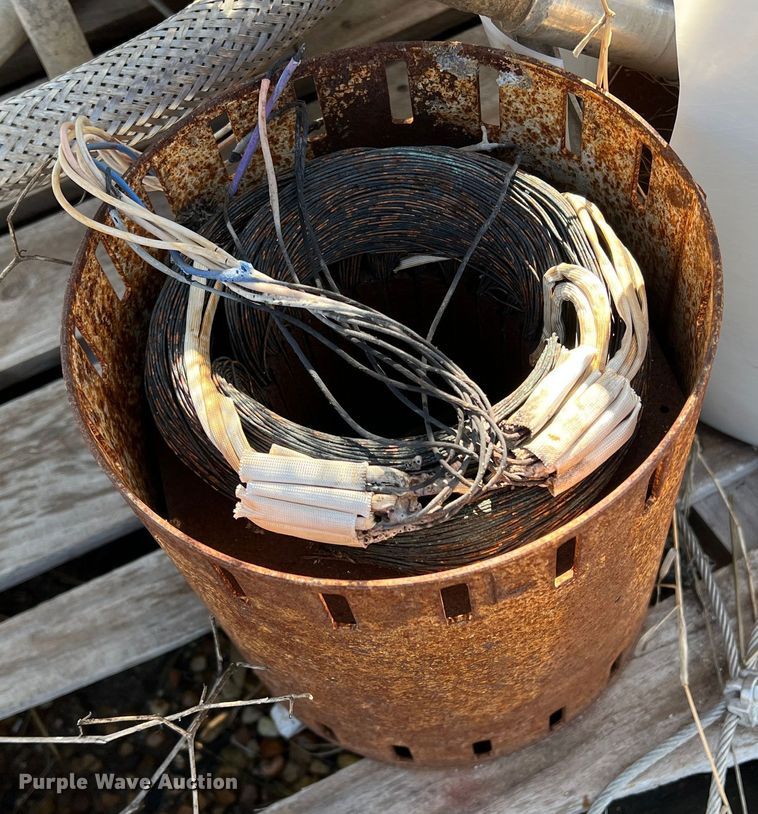 image for item DS2763 (2) Agua Master aerator fountains