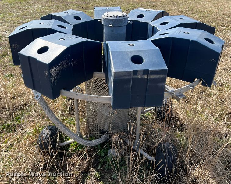 image for item DS2763 (2) Agua Master aerator fountains