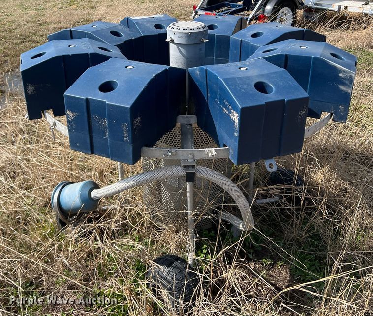 image for item DS2763 (2) Agua Master aerator fountains