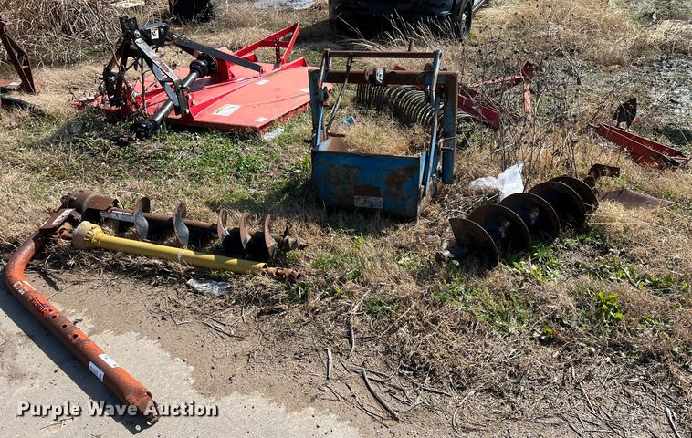 image for item DS2764 (4) pieces of ag equipment