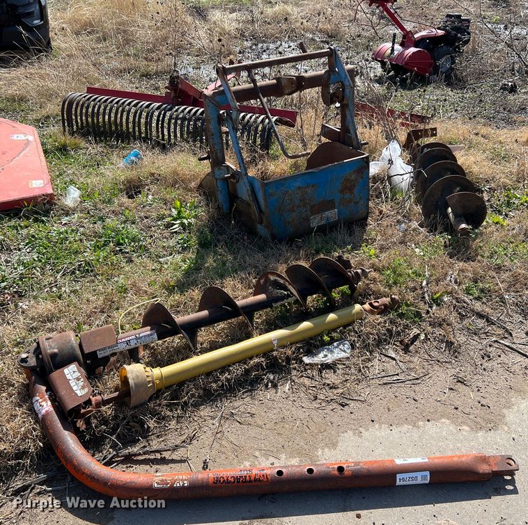 image for item DS2764 (4) pieces of ag equipment