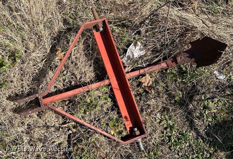 image for item DS2764 (4) pieces of ag equipment