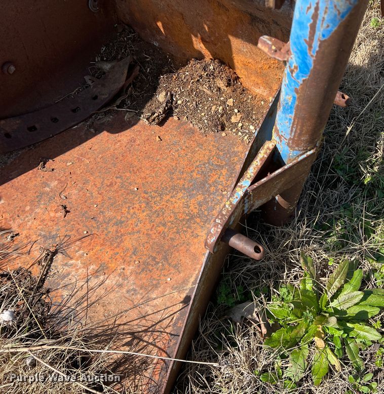 image for item DS2764 (4) pieces of ag equipment