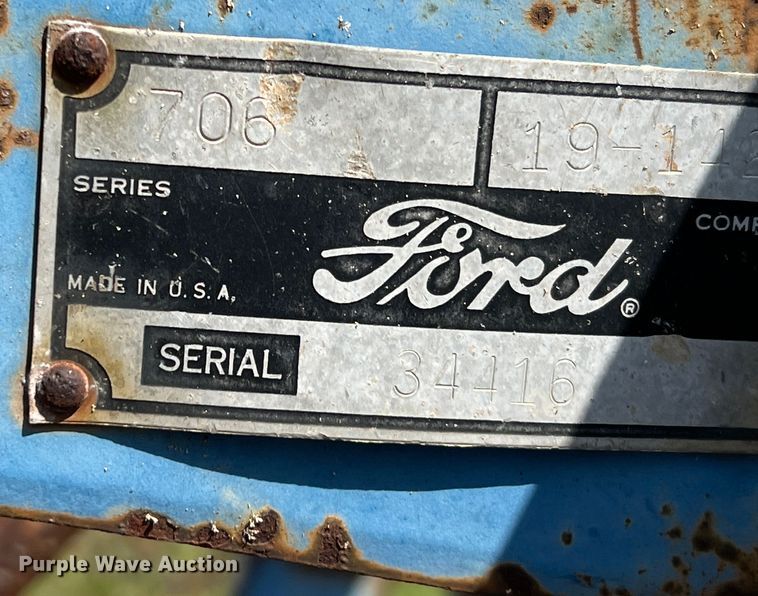 image for item DS2764 (4) pieces of ag equipment