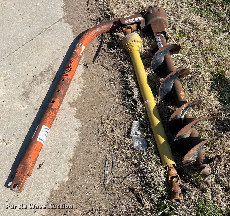 image for item DS2764 (4) pieces of ag equipment