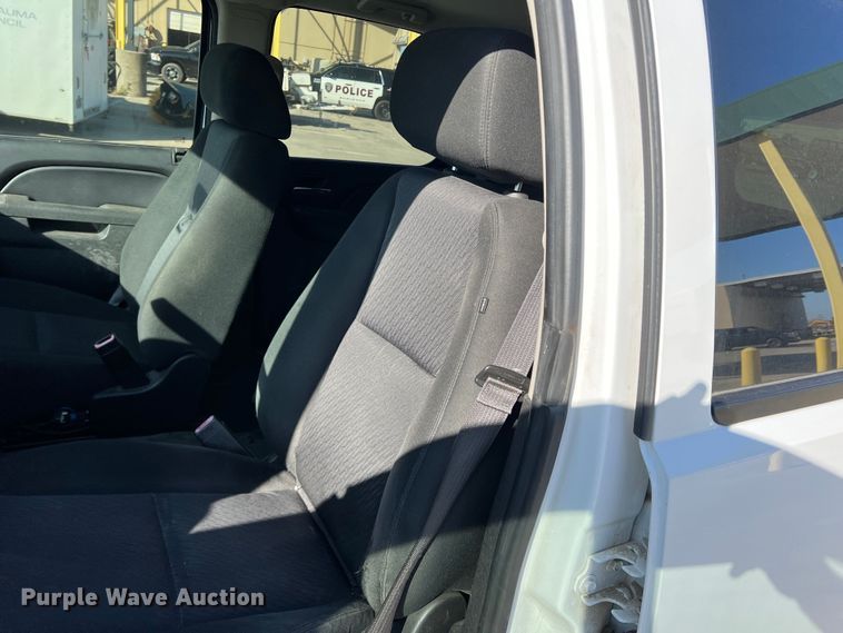 image for item DS2766 2013 Chevrolet Tahoe Police  SUV