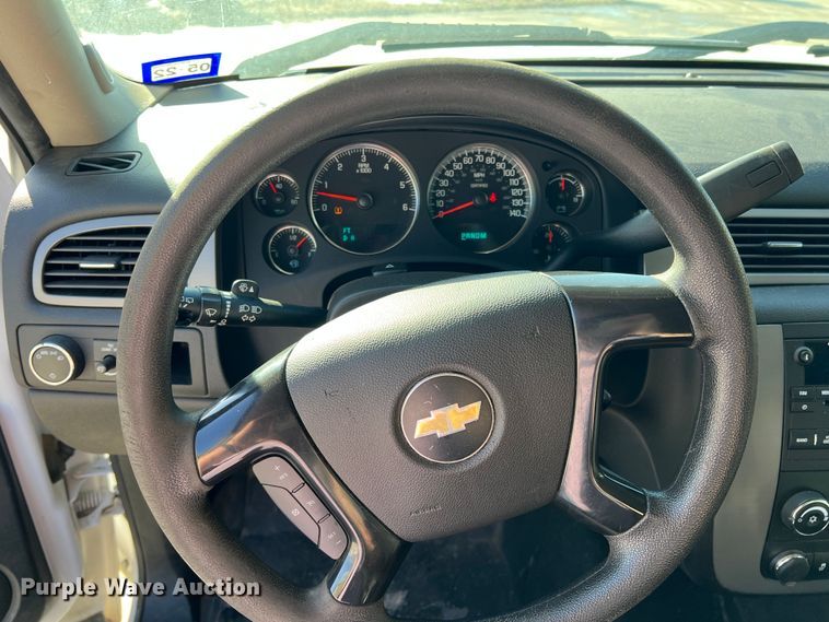 image for item DS2766 2013 Chevrolet Tahoe Police  SUV