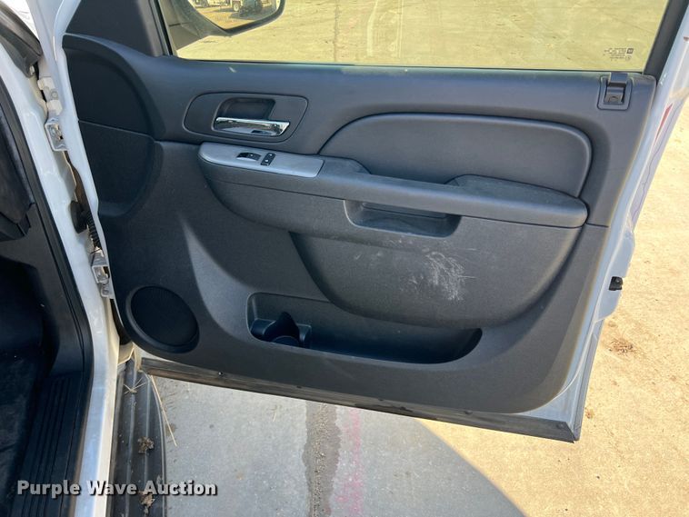 image for item DS2766 2013 Chevrolet Tahoe Police  SUV