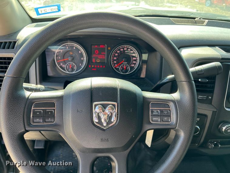 image for item DS2775 2013 Dodge Ram 1500  Crew Cab pickup truck