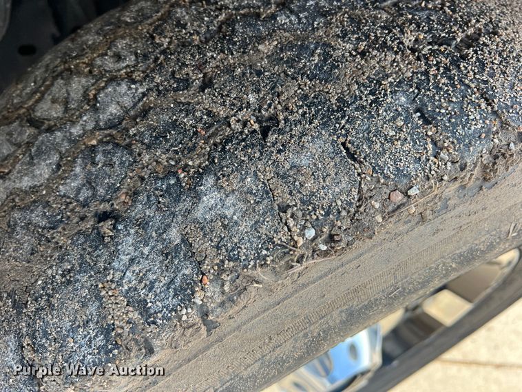 image for item DS2775 2013 Dodge Ram 1500  Crew Cab pickup truck