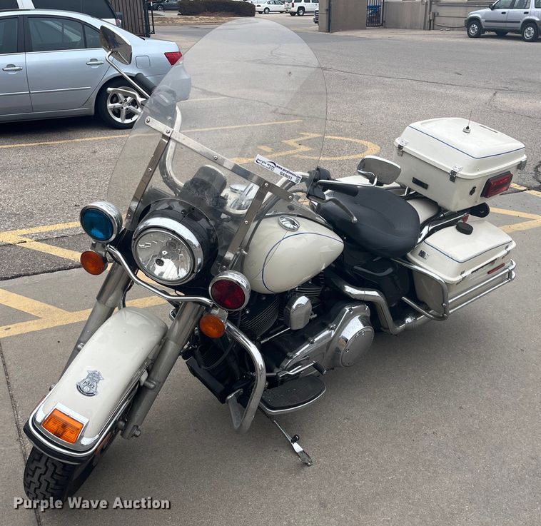 image for item GA9653 2008 Harley Davidson Road King Police  motorcycle