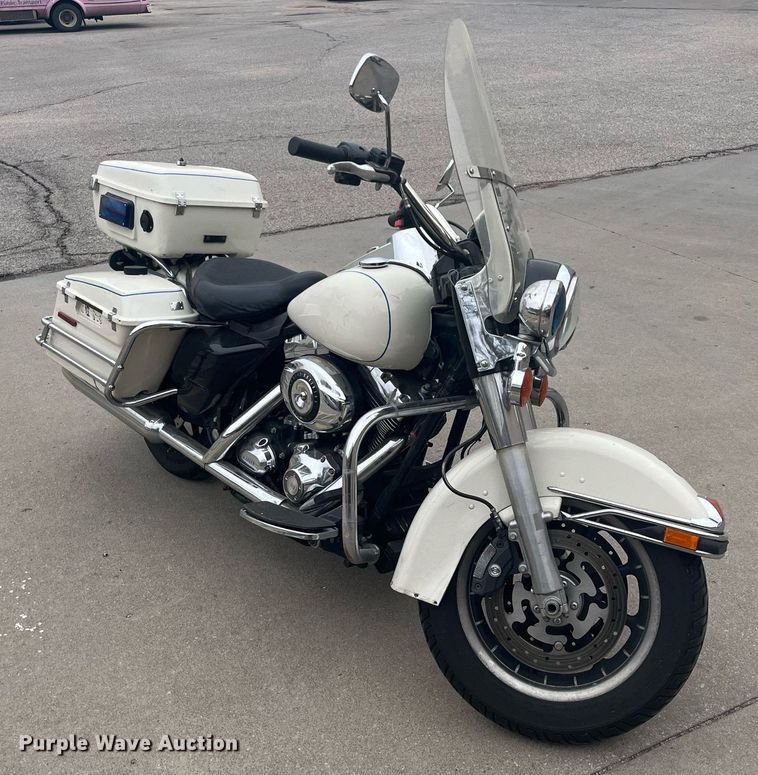 image for item GA9653 2008 Harley Davidson Road King Police  motorcycle