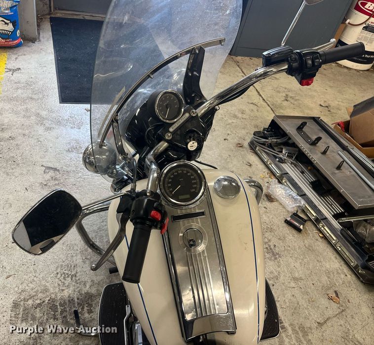image for item GA9653 2008 Harley Davidson Road King Police  motorcycle