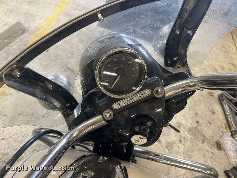 image for item GA9653 2008 Harley Davidson Road King Police  motorcycle