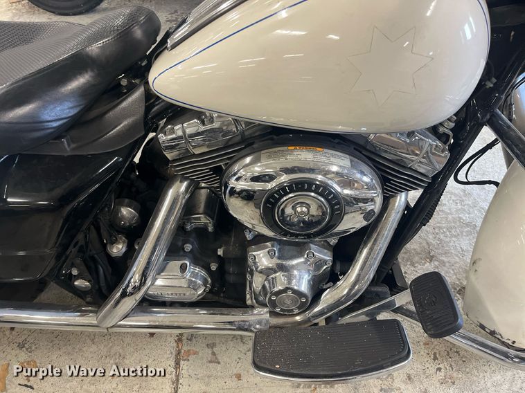 image for item GA9653 2008 Harley Davidson Road King Police  motorcycle