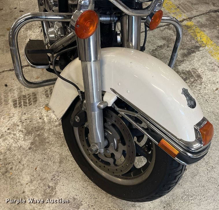 image for item GA9653 2008 Harley Davidson Road King Police  motorcycle