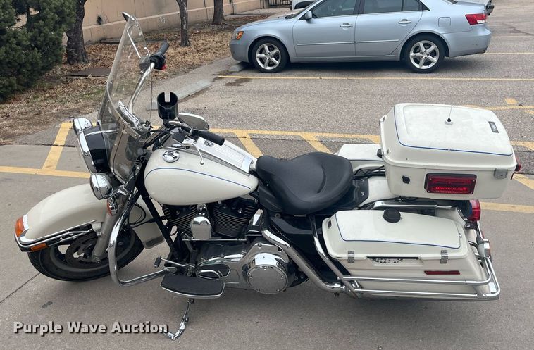 image for item GA9654 2008 Harley Davidson Road King Police  motorcycle