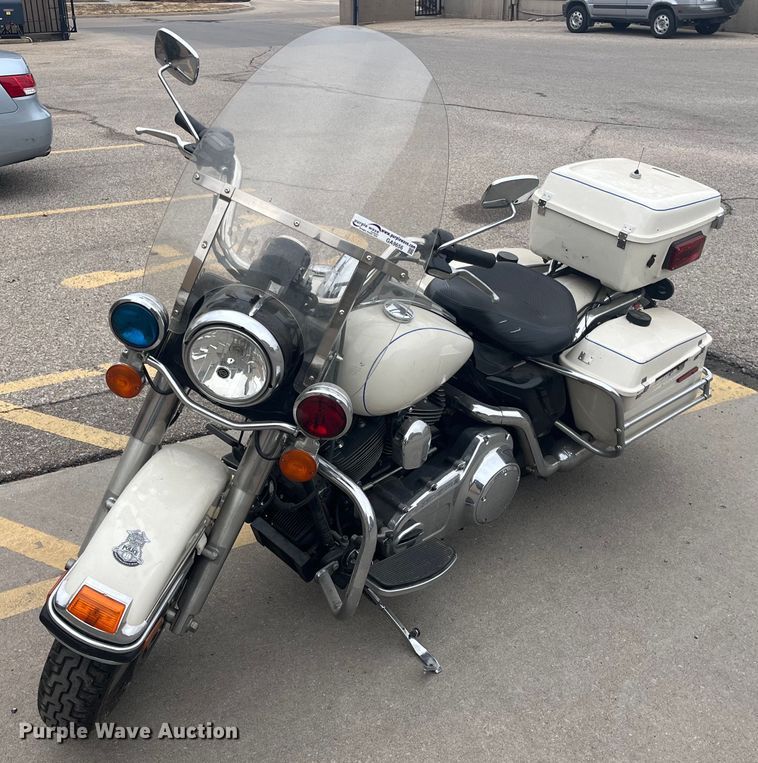 image for item GA9656 2008 Harley Davidson Road King Police  motorcycle