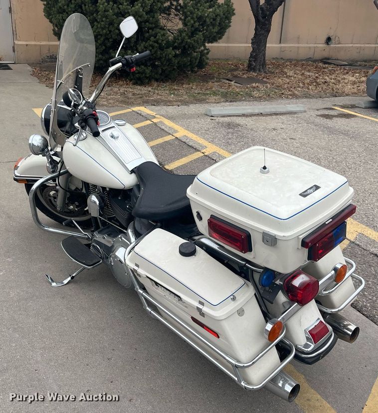 image for item GA9656 2008 Harley Davidson Road King Police  motorcycle