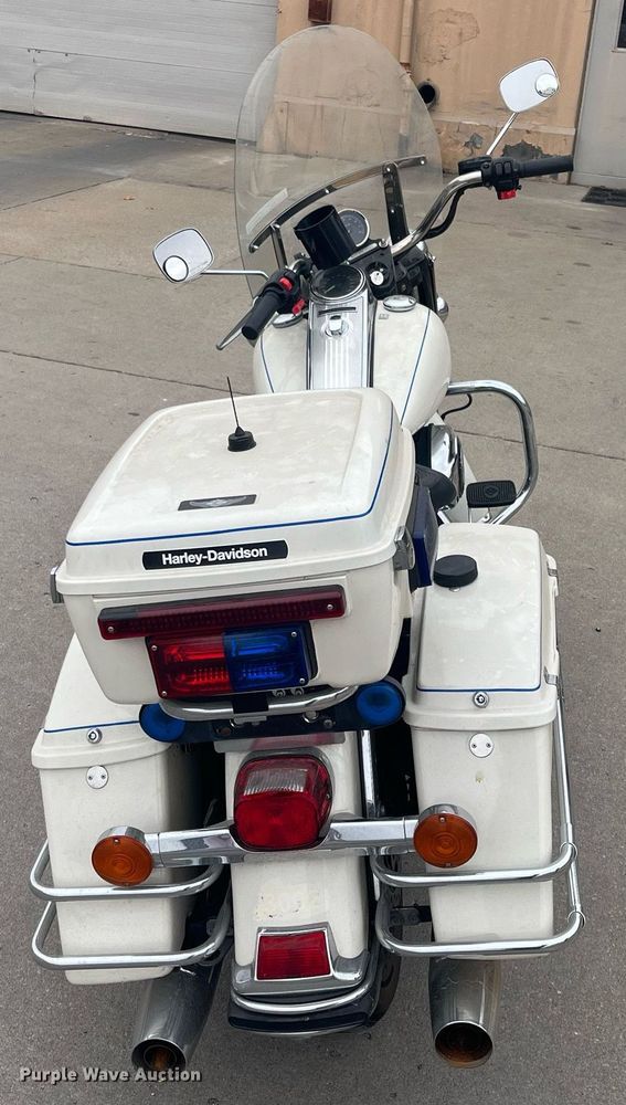 image for item GA9657 2008 Harley Davidson Road King Police  motorcycle