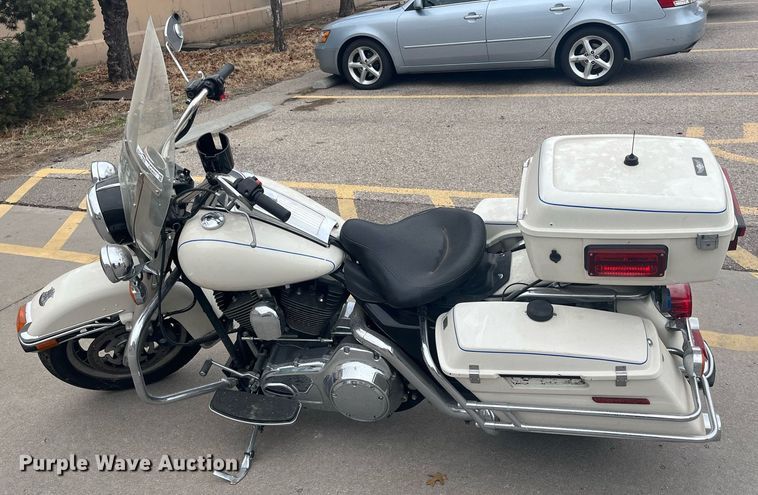 image for item GA9657 2008 Harley Davidson Road King Police  motorcycle