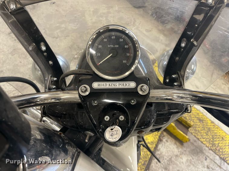 image for item GA9657 2008 Harley Davidson Road King Police  motorcycle