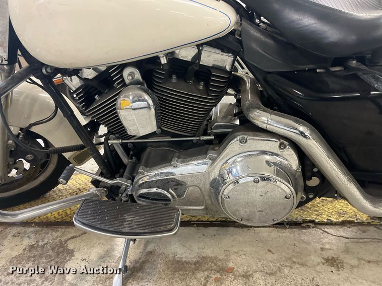 image for item GA9657 2008 Harley Davidson Road King Police  motorcycle