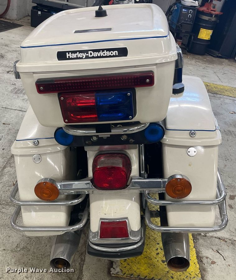 image for item GA9657 2008 Harley Davidson Road King Police  motorcycle