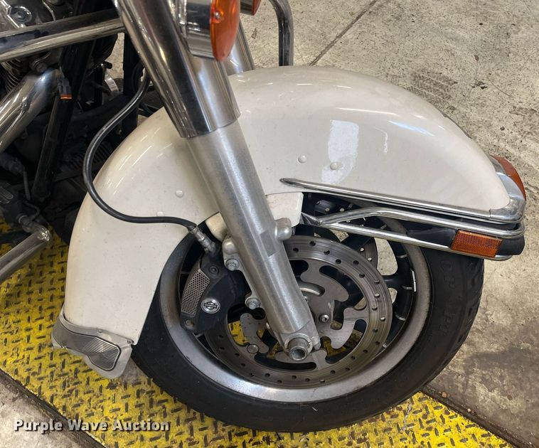 image for item GA9657 2008 Harley Davidson Road King Police  motorcycle