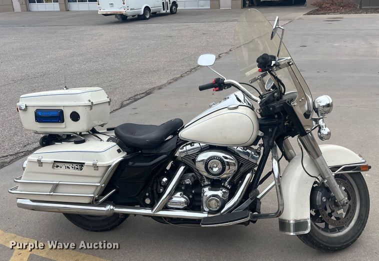 image for item GA9658 2008 Harley Davidson Road King Police  motorcycle