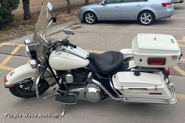 image for item GA9658 2008 Harley Davidson Road King Police  motorcycle