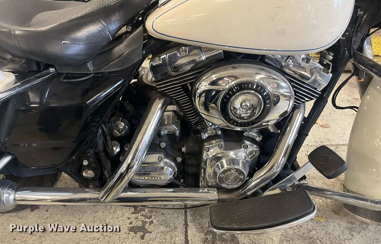 image for item GA9658 2008 Harley Davidson Road King Police  motorcycle