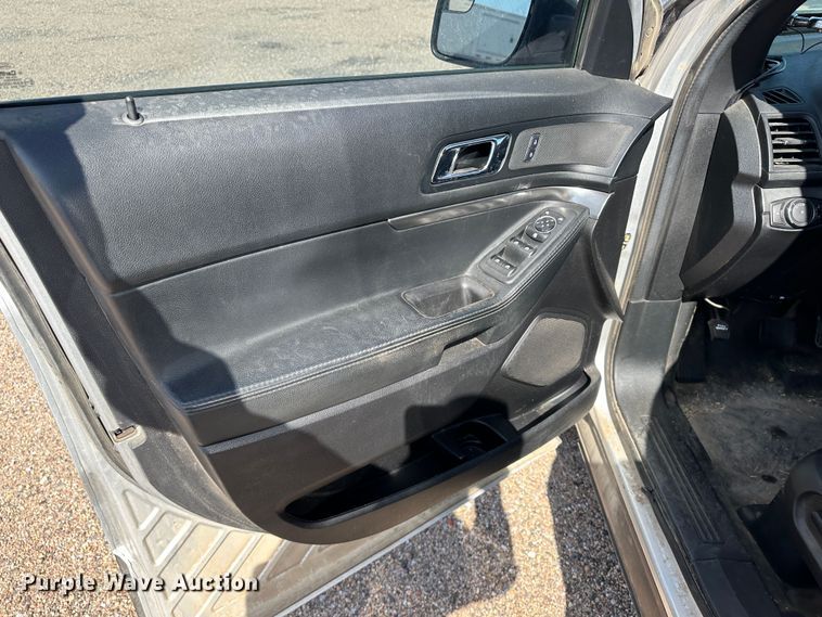 image for item GP9609 2017 Ford Explorer Police Interceptor  SUV