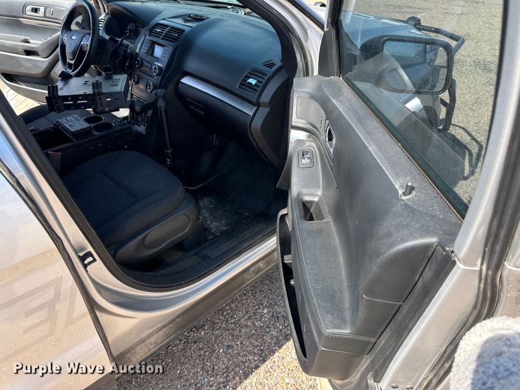 image for item GP9609 2017 Ford Explorer Police Interceptor  SUV