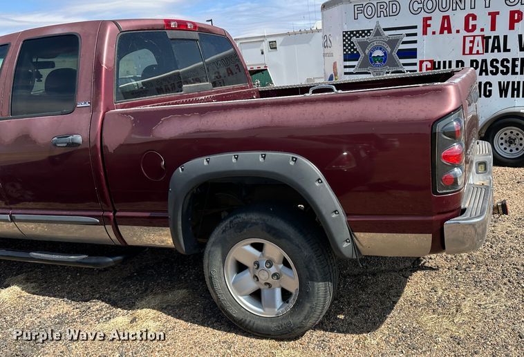 image for item GP9613 2002 Dodge Ram 1500  Quad Cab pickup truck