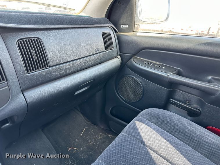 image for item GP9613 2002 Dodge Ram 1500  Quad Cab pickup truck