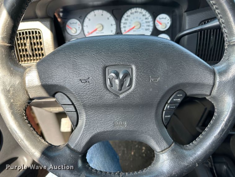 image for item GP9613 2002 Dodge Ram 1500  Quad Cab pickup truck