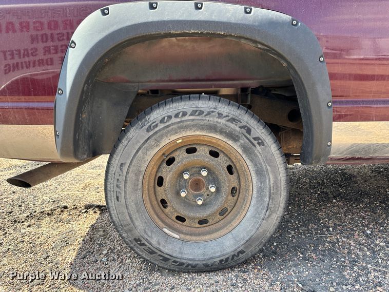 image for item GP9613 2002 Dodge Ram 1500  Quad Cab pickup truck