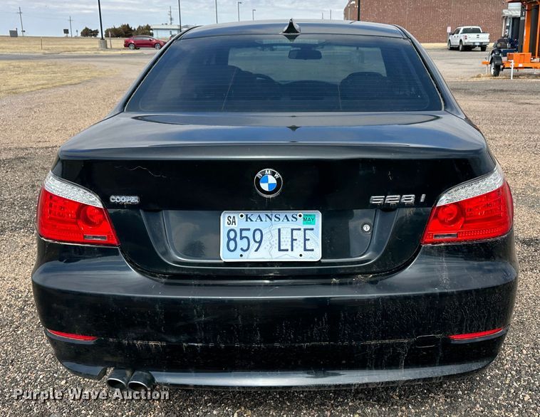 image for item GP9614 2010 BMW 528i