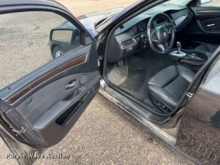 image for item GP9614 2010 BMW 528i