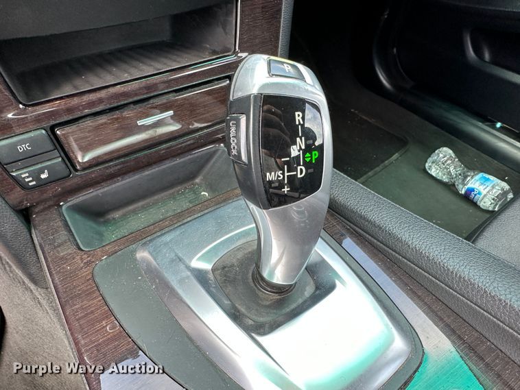 image for item GP9614 2010 BMW 528i