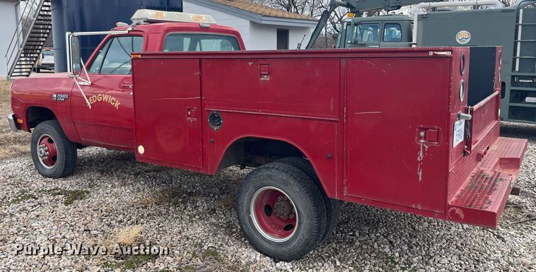 image for item HP9471 1990 Dodge Ram W350  utility bed pickup truck